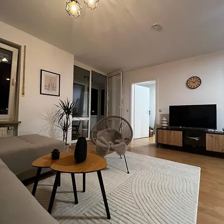 Cozy Sunny Flat In Quiet Spot *